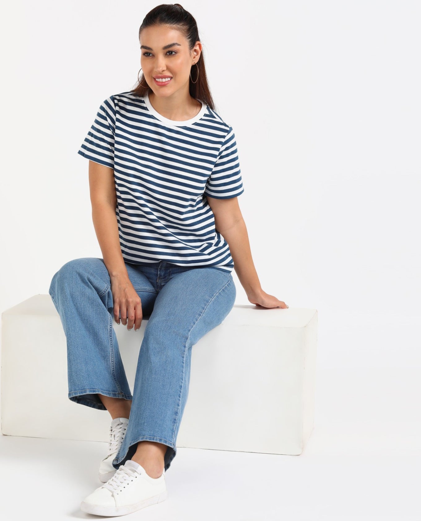 Round Neck Cotton Blend Blue T-Shirt